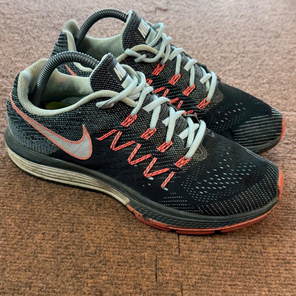 Nike Air Zoom Vomero 10 Womens Running Shoes Black Crimson 717441-401 Size 9.5
